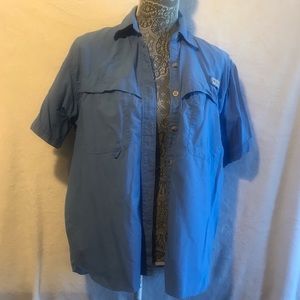 COLUMBIA short sleeved vented shirt